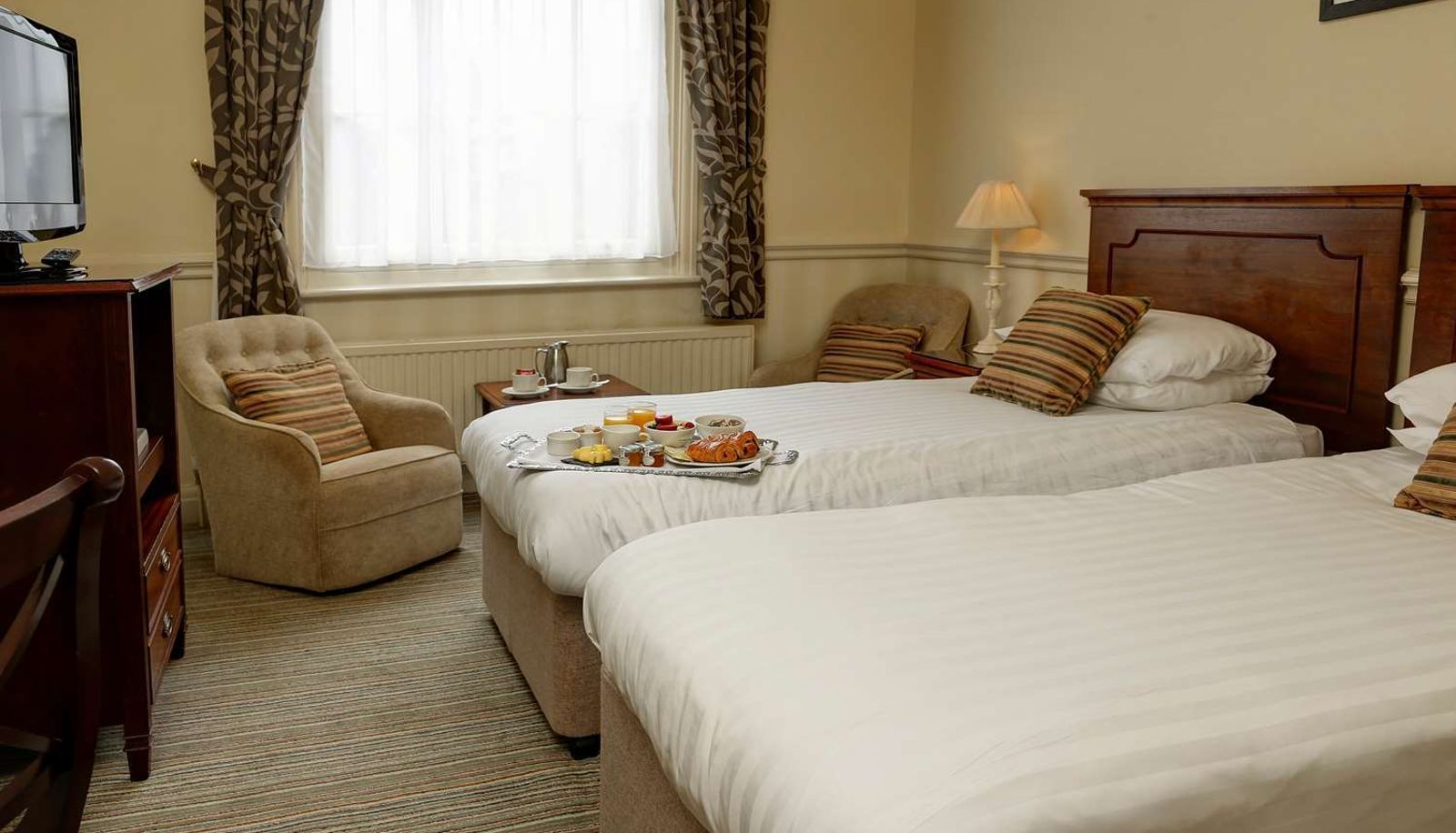 Camera - Best Western Lamphey Court