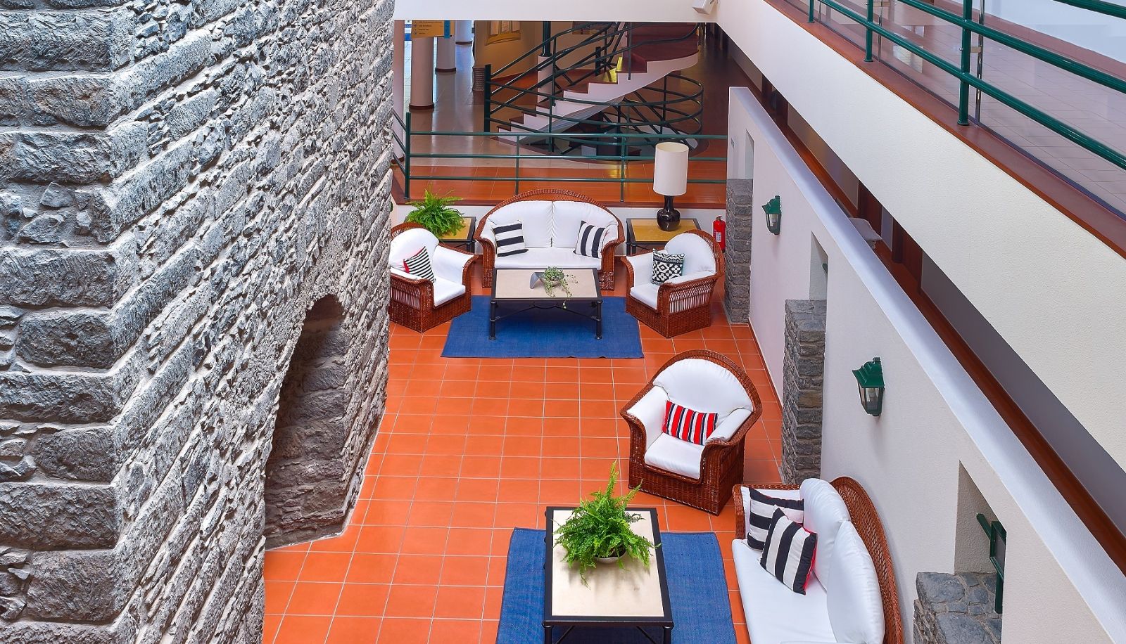 Hall - Torre Praia