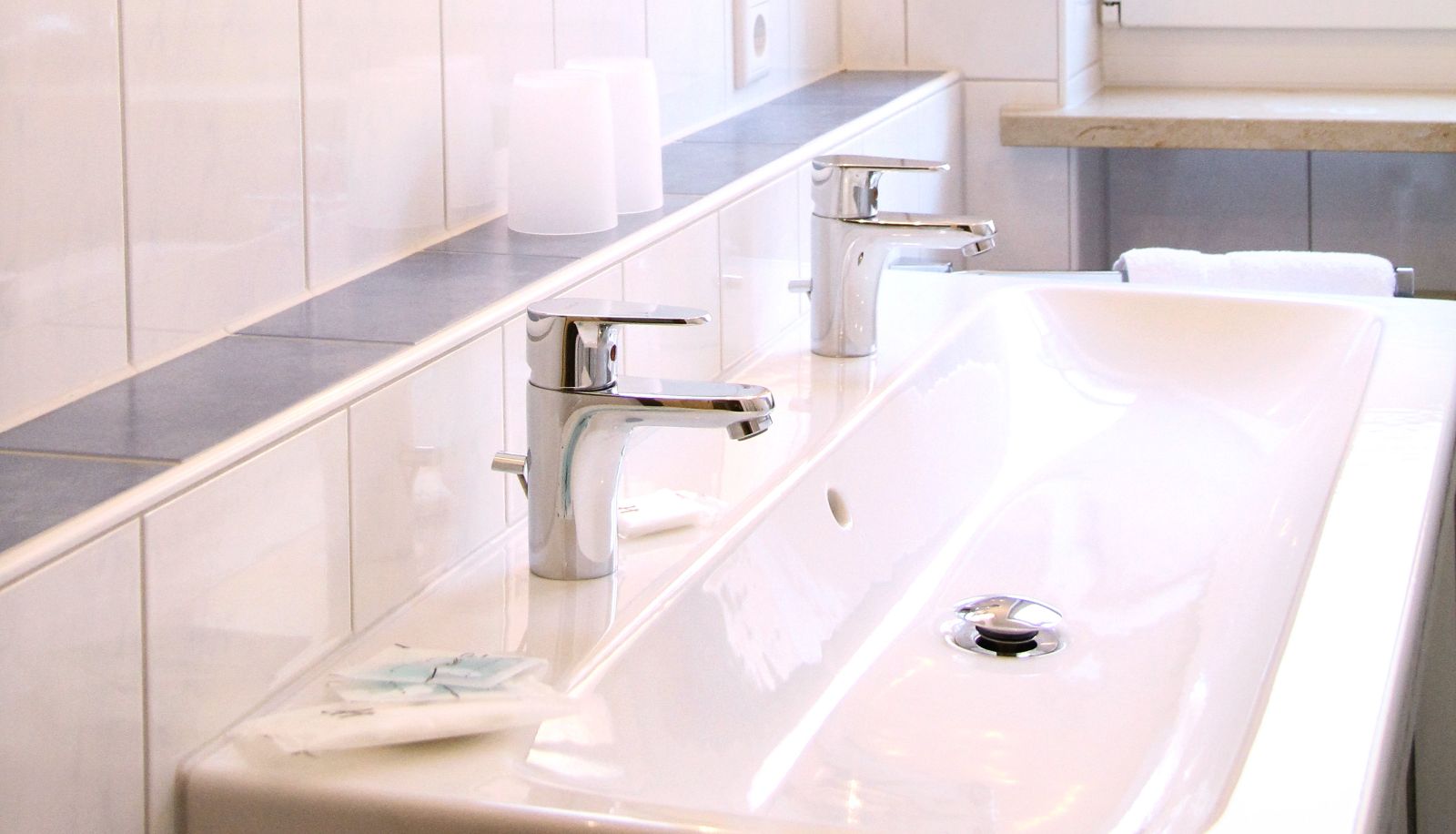 Bathroom - Goldener Schwan garni