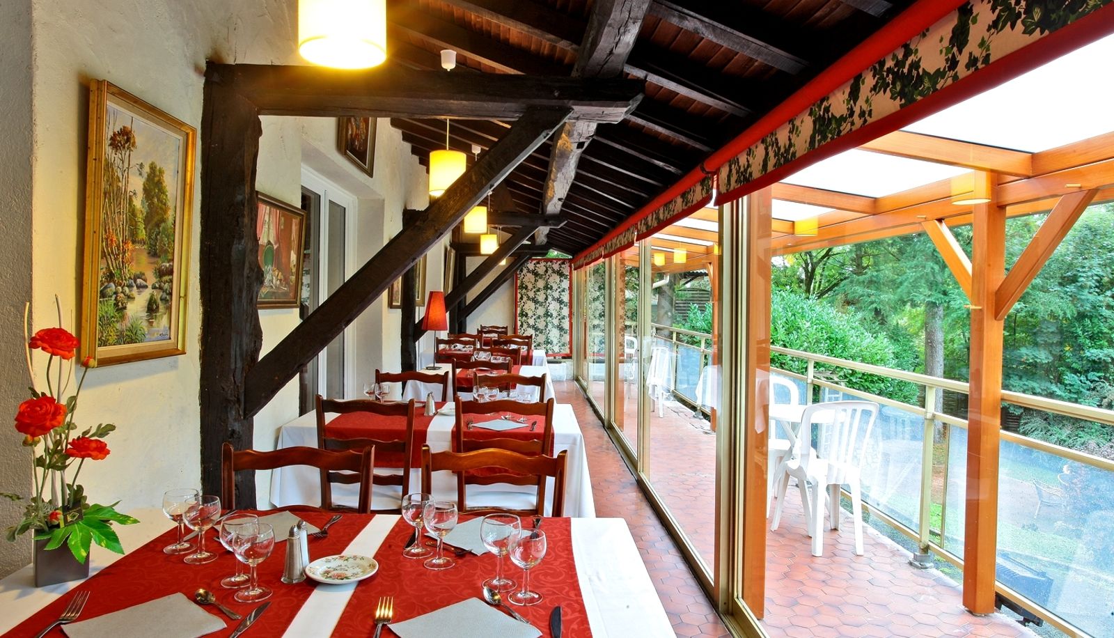 Restaurant - Hostellerie La Chaumiere Logis
