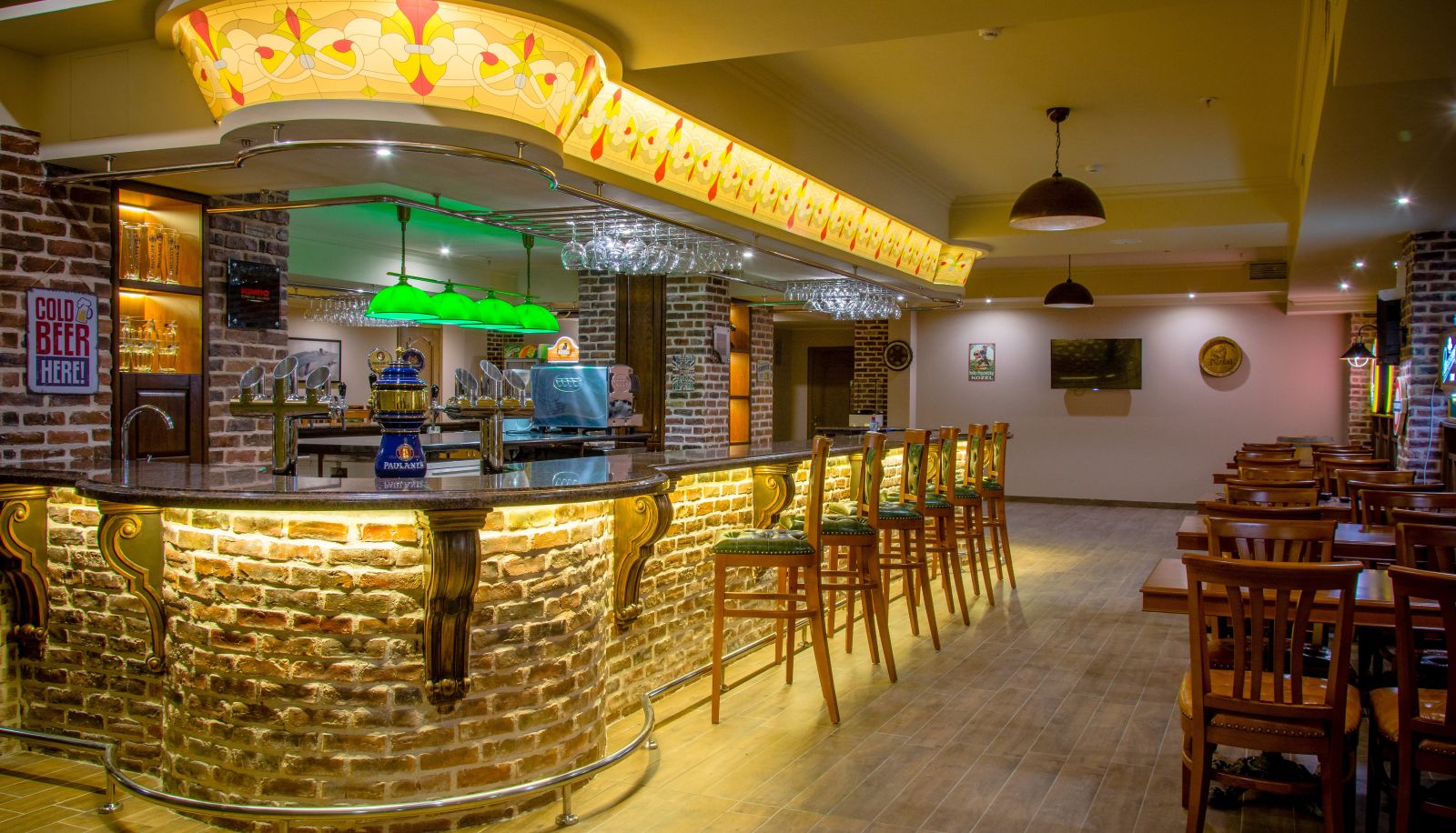 Bar - Bristol Central Park Hotel
