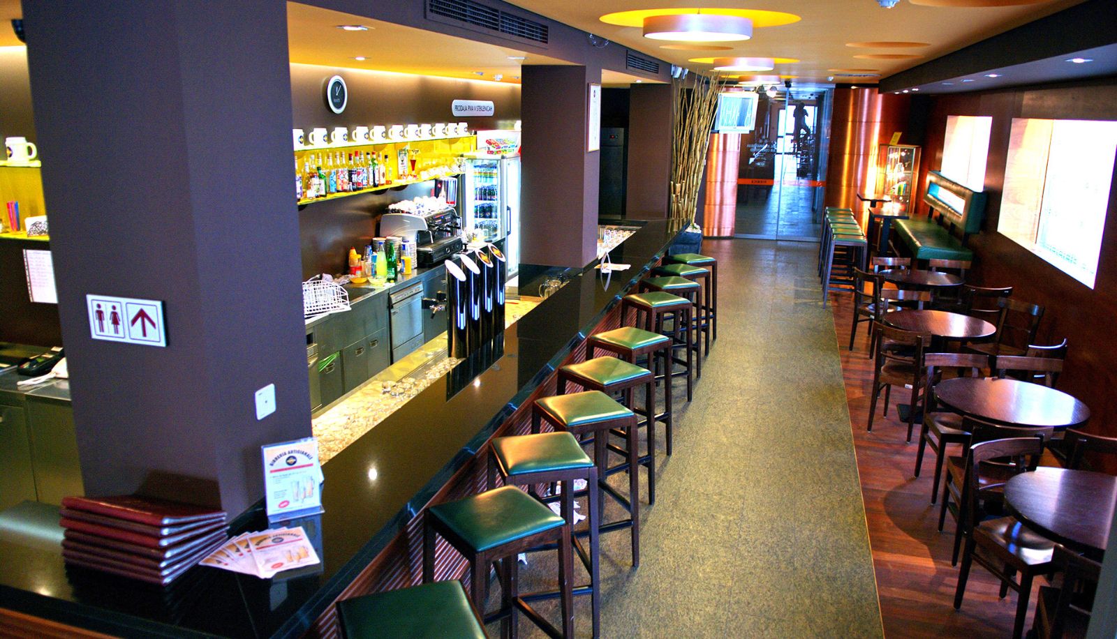 Frühstücksraum innerhalb des Restaurants - Prunk Sezana