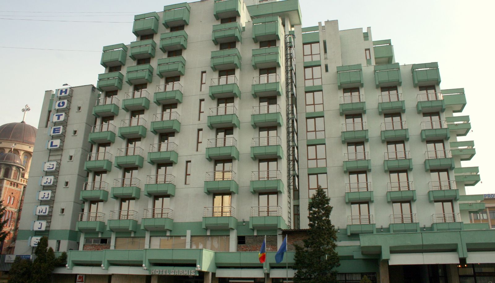 Buitenruimte van het hotel - Sarmis
