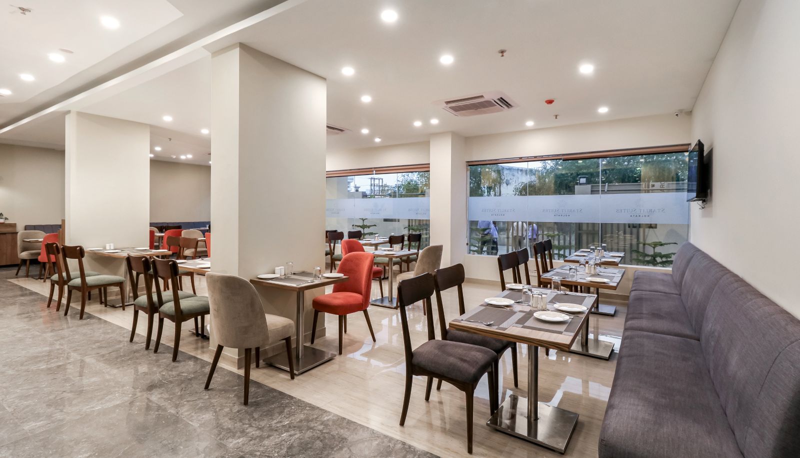 Restaurant - STARLIT SUITES Newtown Kolkata