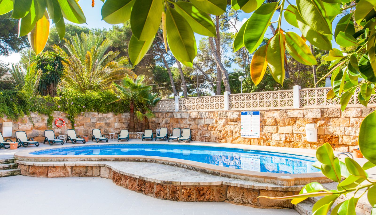 Basen - Apartamentos Ben-Hur