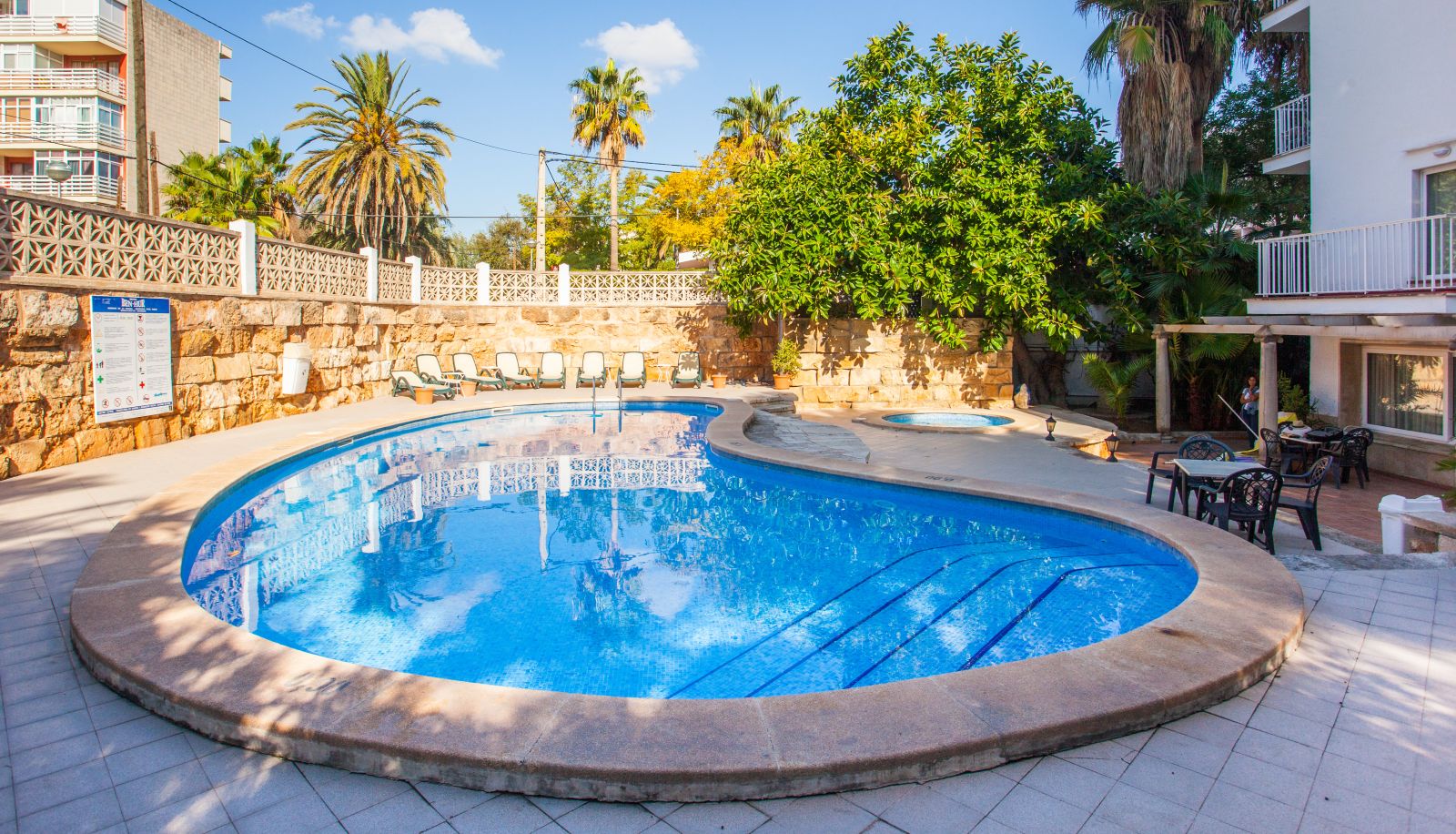 Basen - Apartamentos Ben-Hur