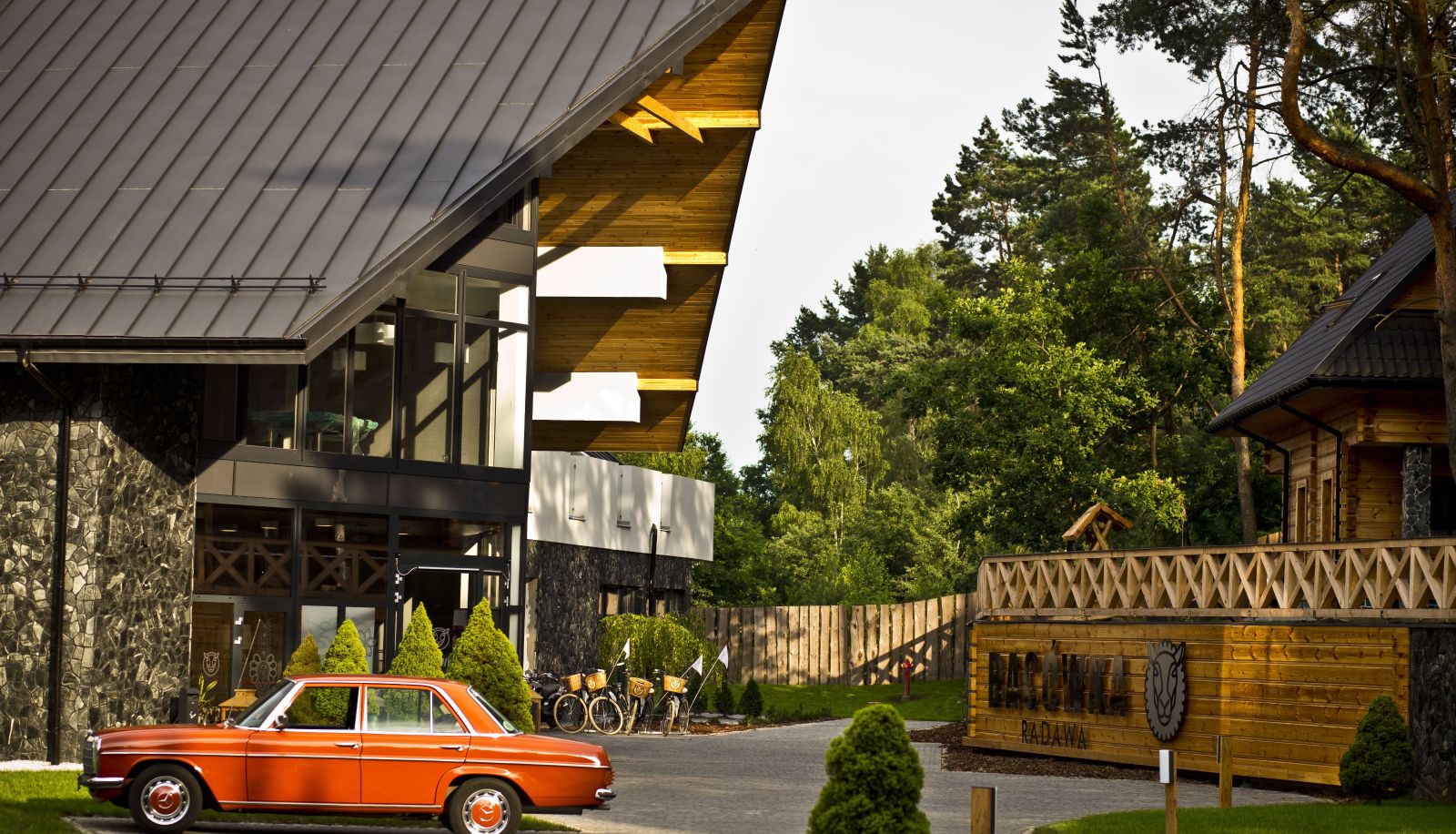 Hotel outdoor area - Hotel Bacówka Radawa & SPA