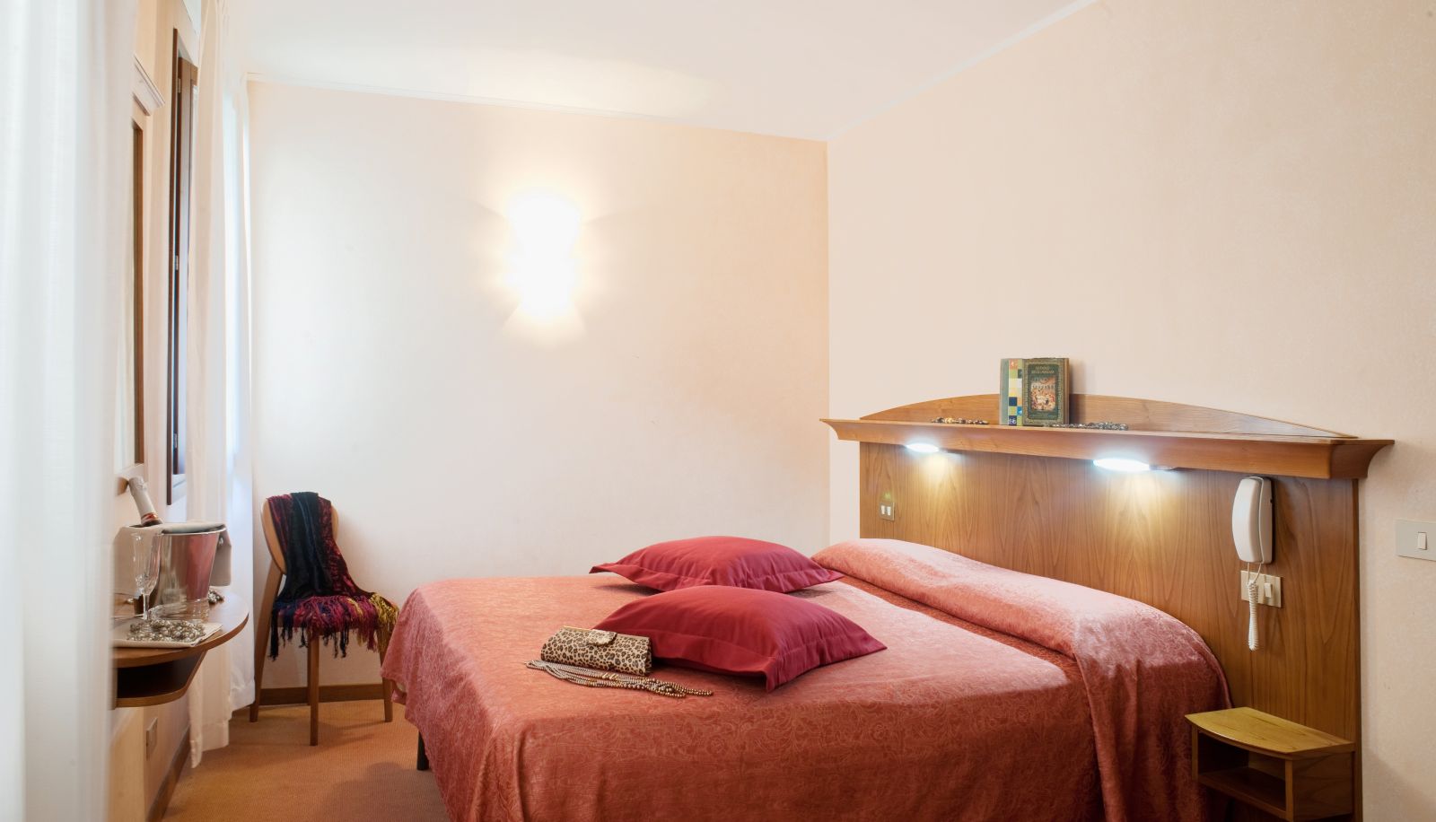 Standard room (double) - Easy Hostel Venice