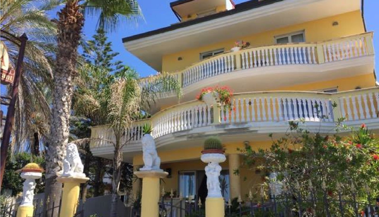 Exterior view - Cridda Hotel & Restaurant