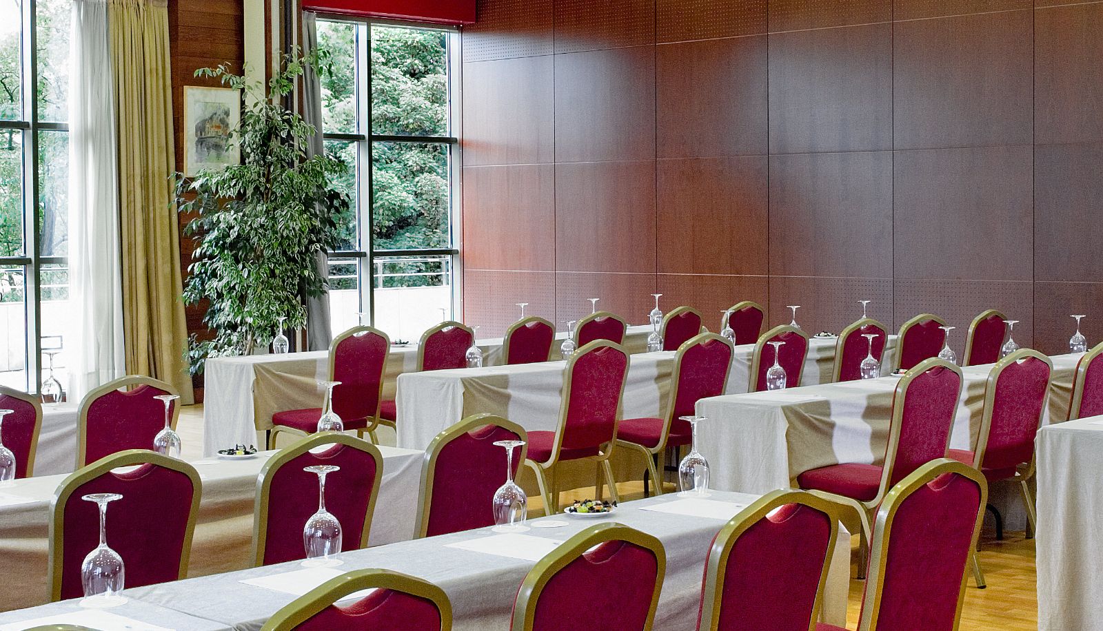 Sala de reuniones - abba Burgos