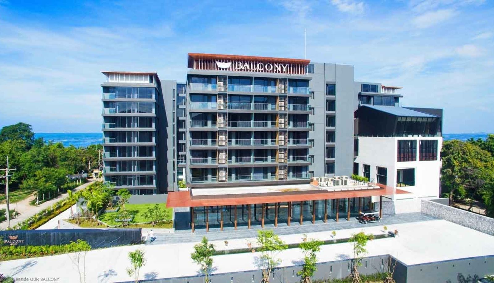 Hotel outdoor area - Balcony Seaside Hotel & Serviced Apartments
