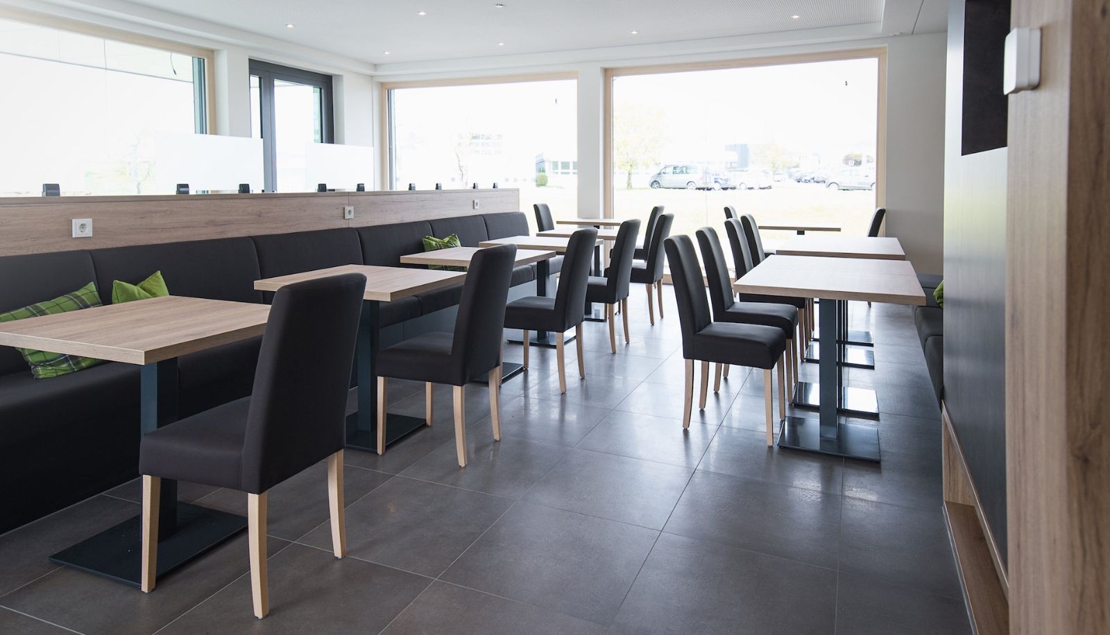 Breakfast room - Alb Inn –Hotel & Apartments