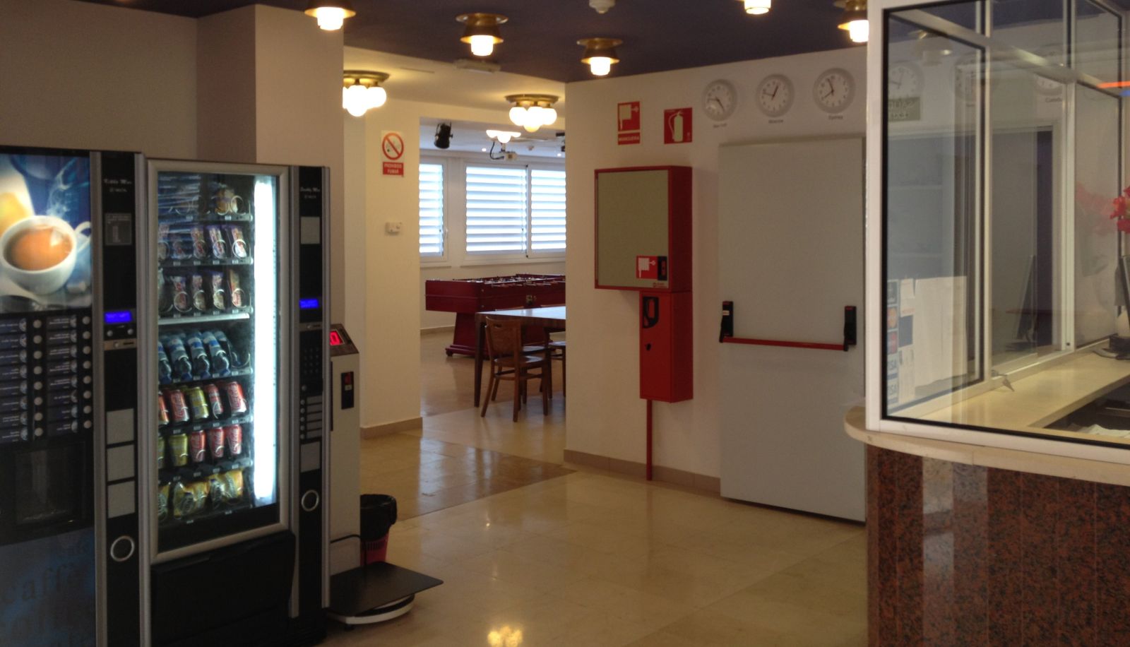 Reception - Estrella de Mar Youth Hostel