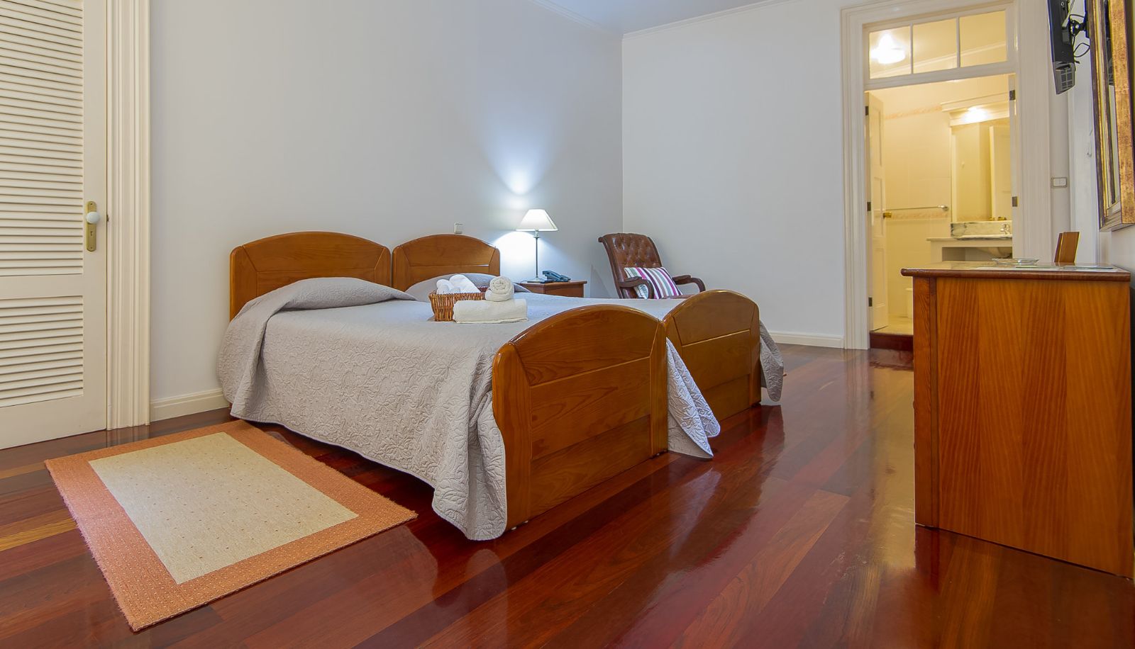 Quadruple room - Comercial Azores Guest house