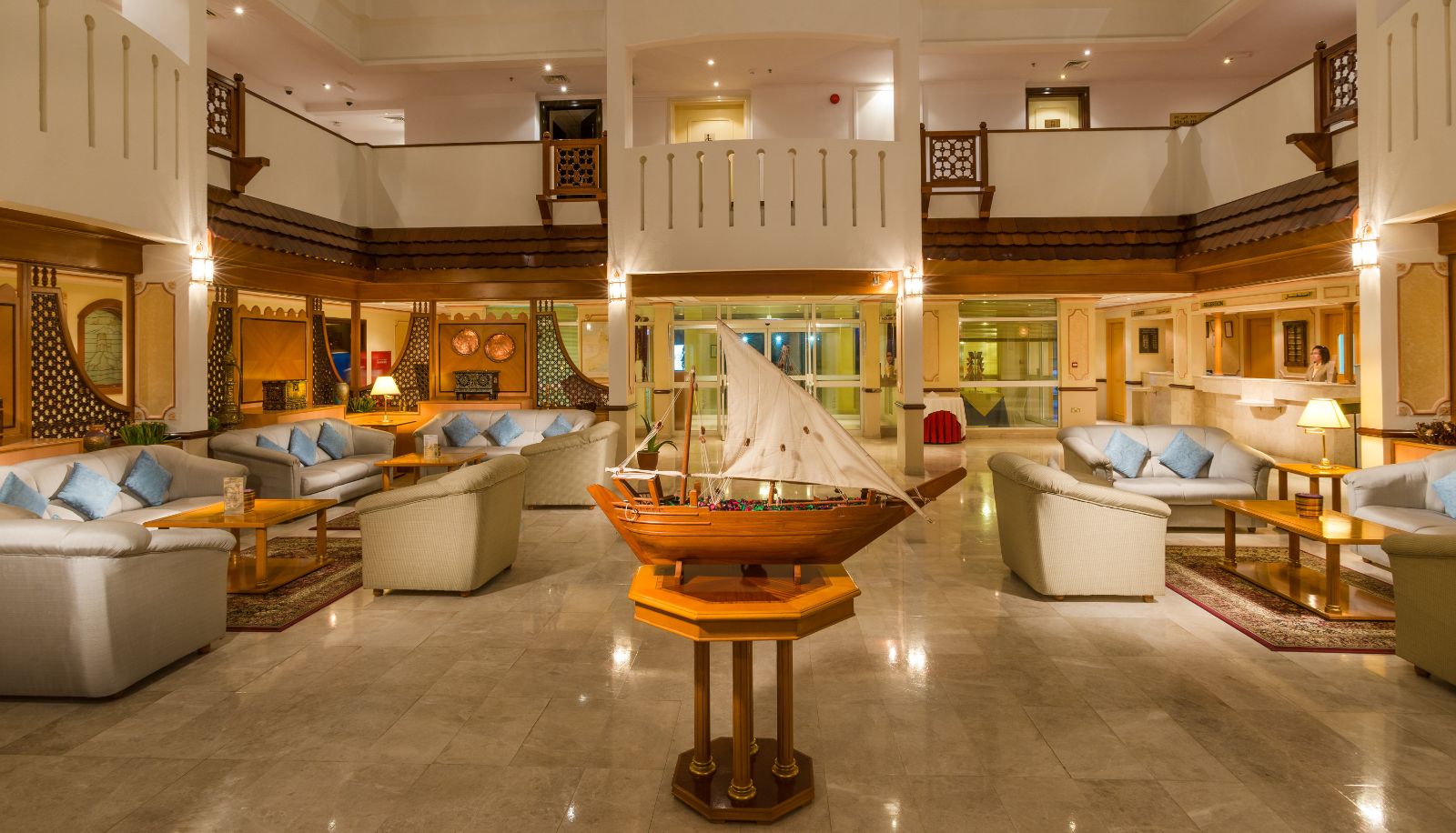 Salón - SUR PLAZA HOTEL