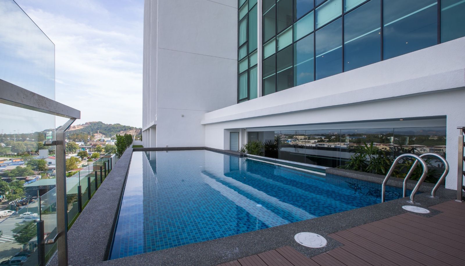 Basen - ICONIC HOTEL PRAI PENANG