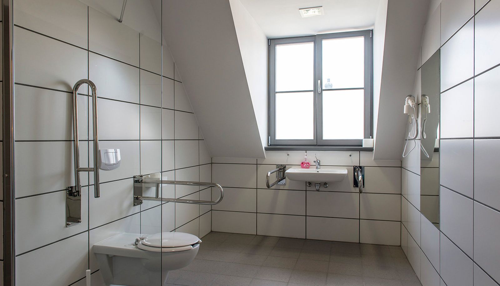 Bathroom - Kamienica pod Aniołami
