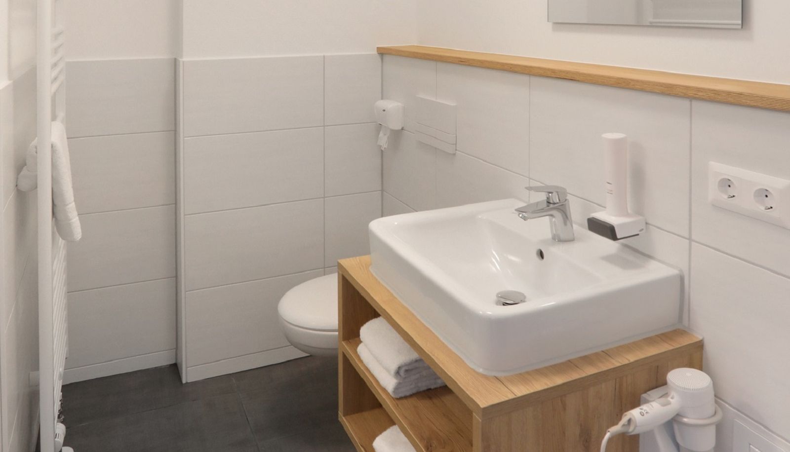 Badezimmer - easy sleep hotel