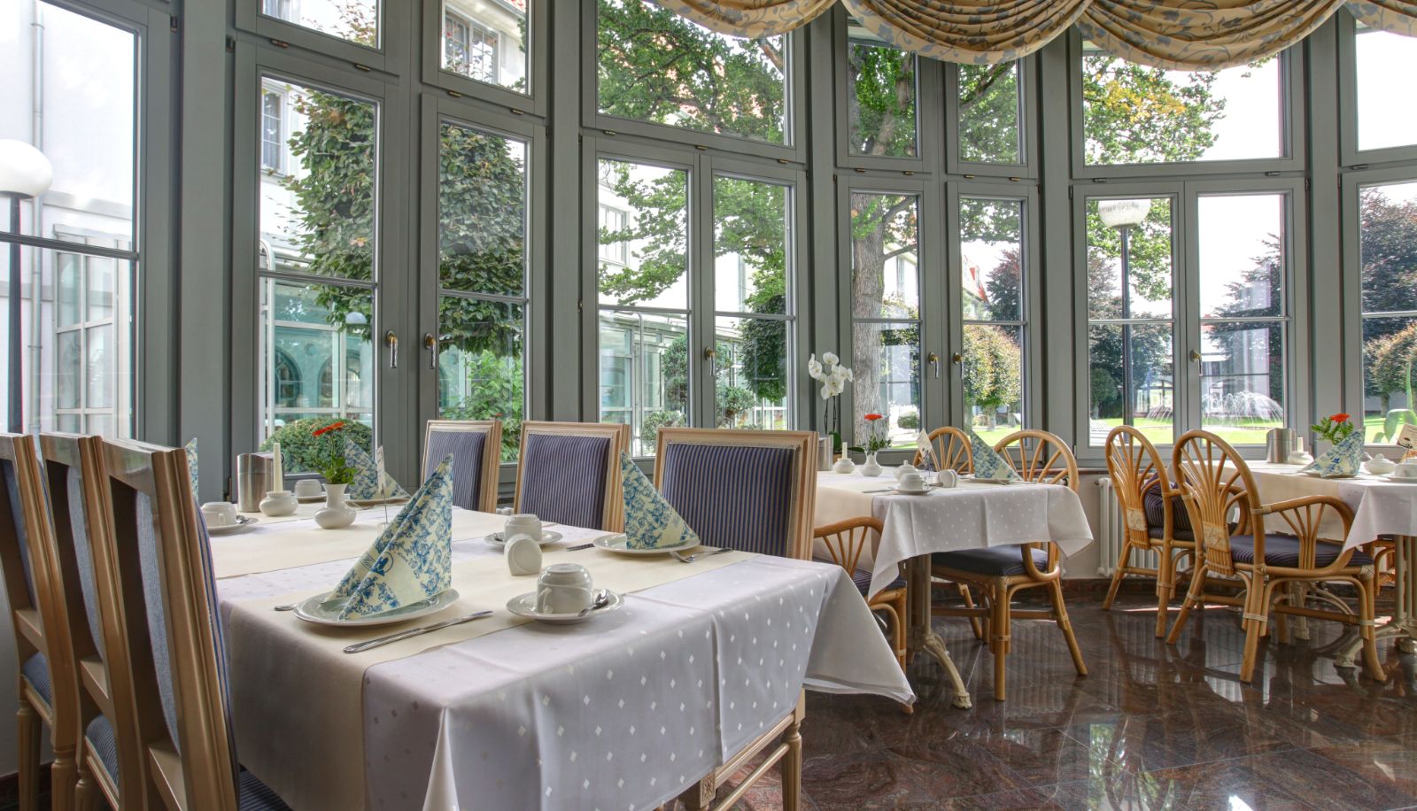 Ontbijtzaal - Hotel Villa Heine