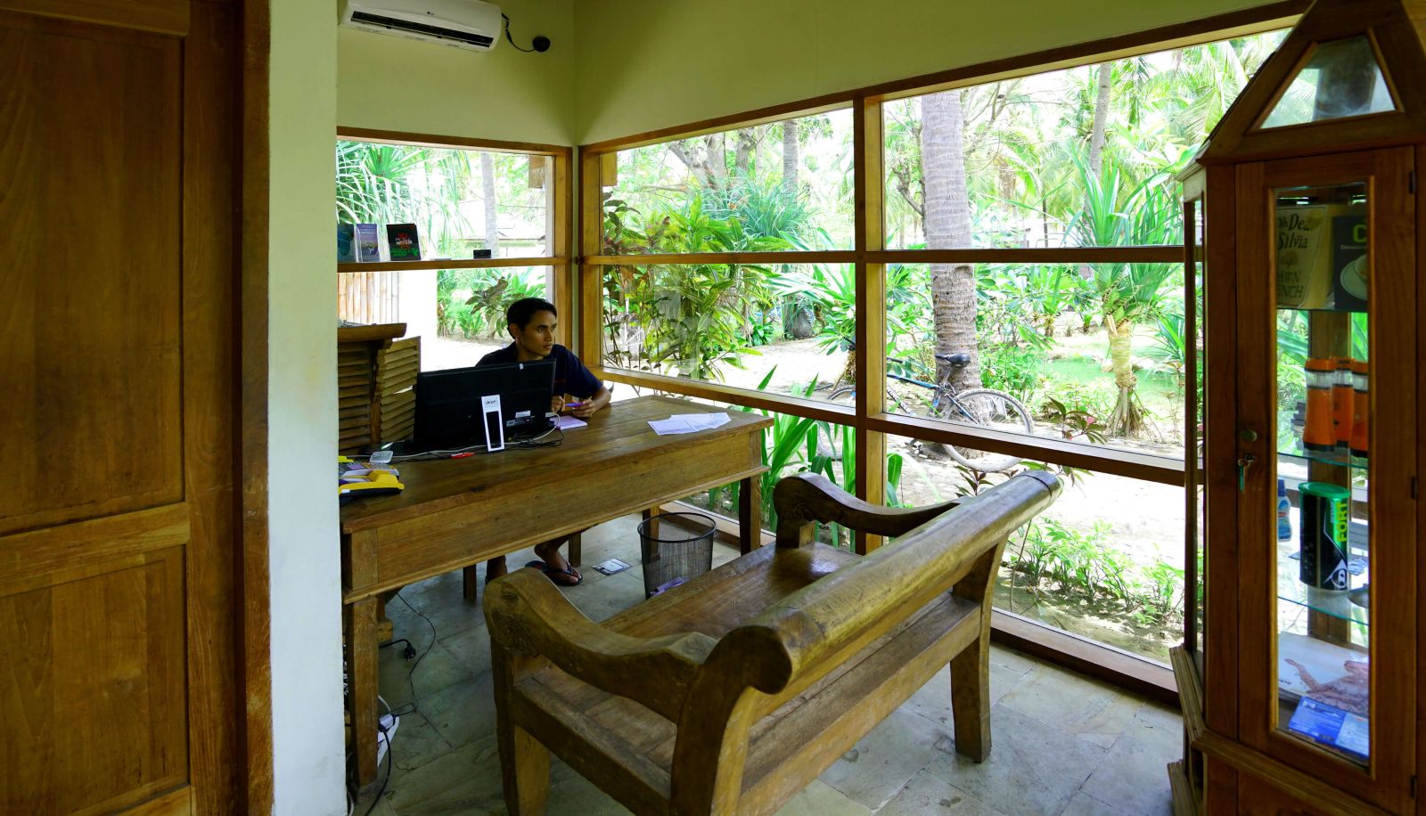 Hall - Senang Private Villa