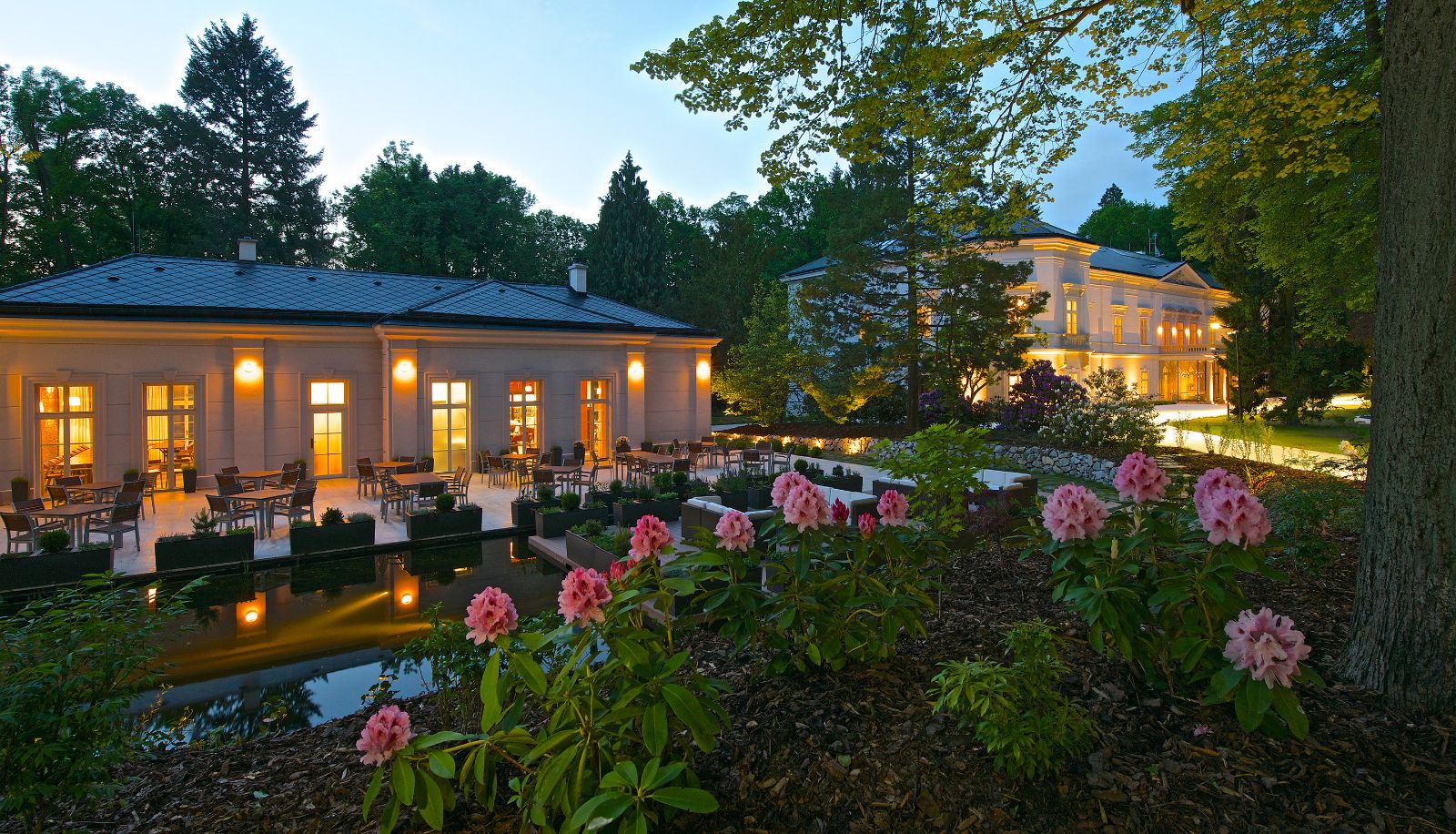 Buitenruimte van het hotel - Zámek Ratměřice Hotel & Resort