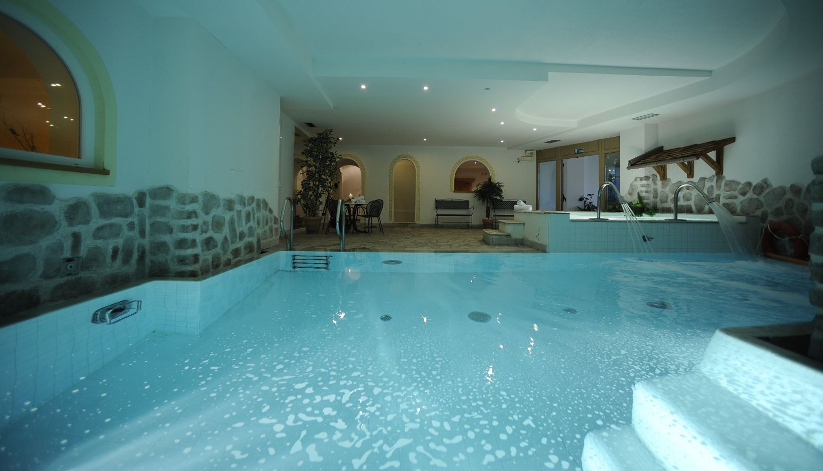 Whirlpool - Villa di Bosco Apartments Wellness