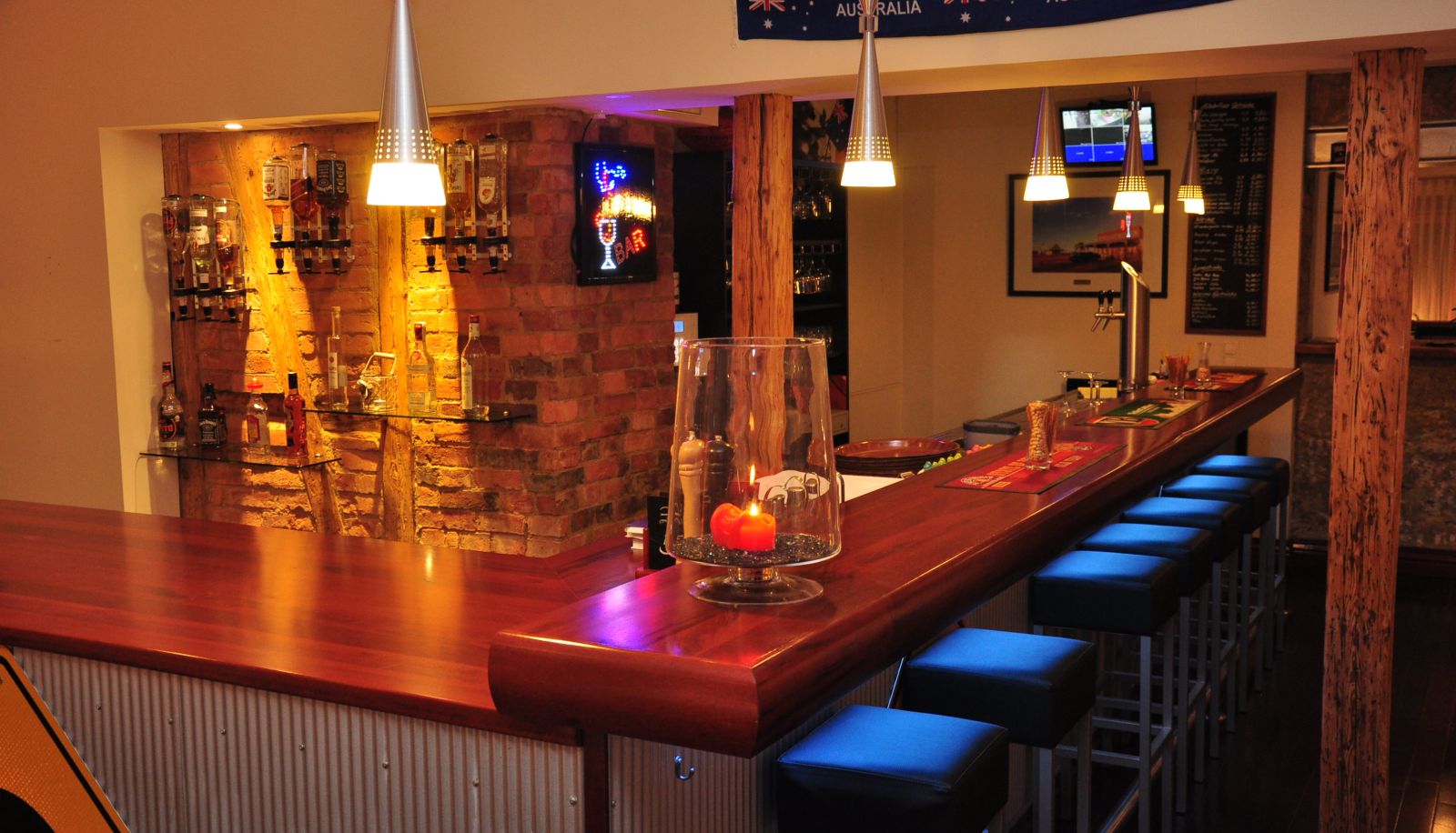 Bar - Hotel zur Post Ochsendorf