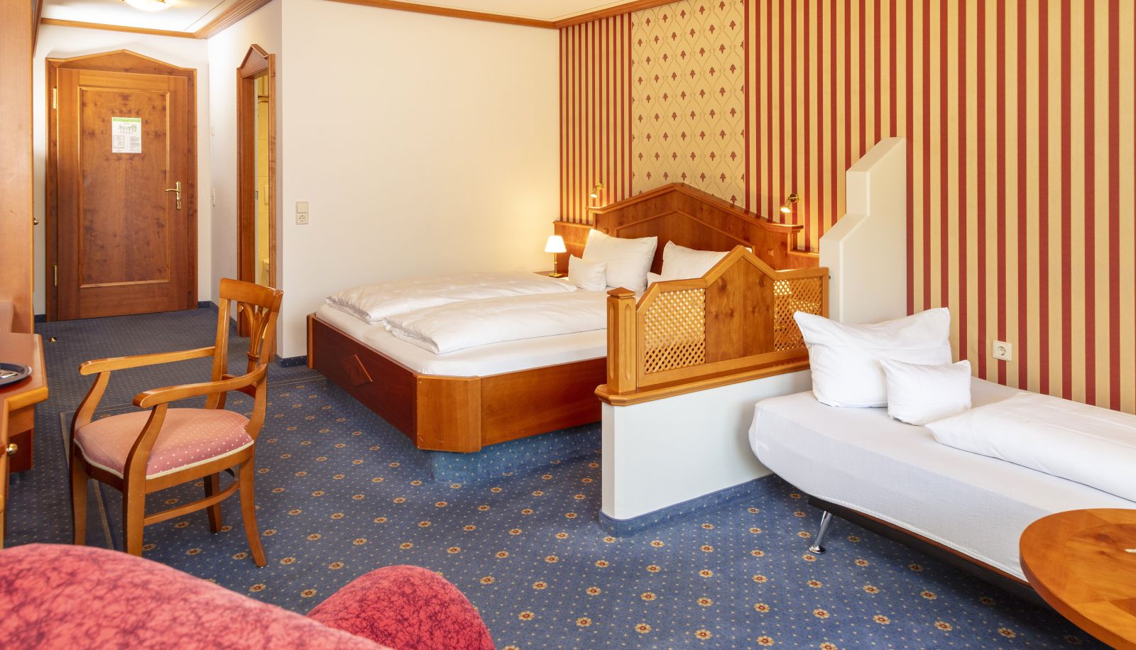 Dreibettzimmer - Parkhotel an der Therme