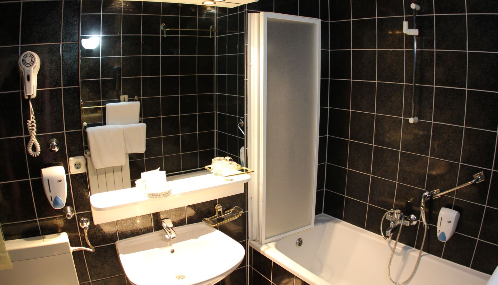 Bathroom - Bavaria Adria Trogir