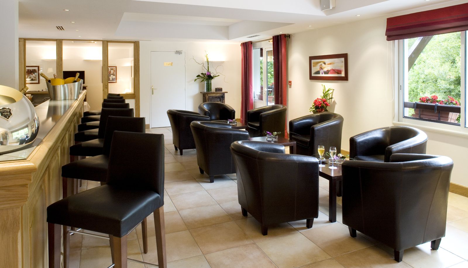 Bar - Les Jardins de Bakea Chateaux & Hotels Collection