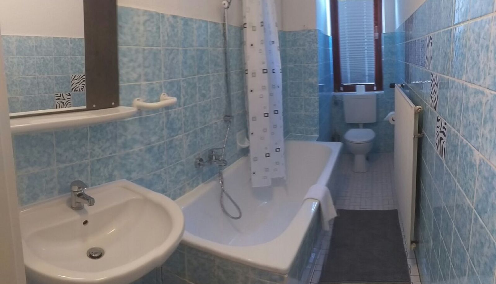 Bagno - Pension Donau-Apartments