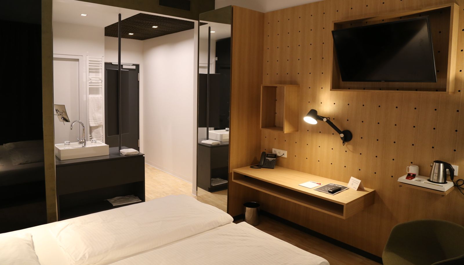Standard room (double) - mk hotel rüsselsheim