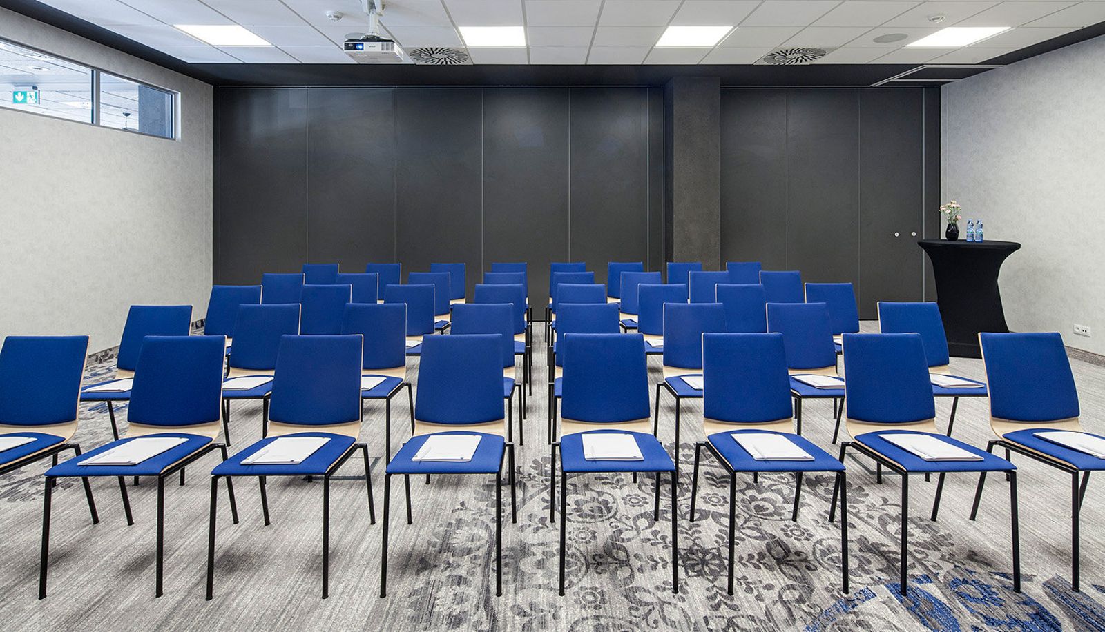 Sala de reuniones - Aquarion Family & Friends - Destigo Hotels