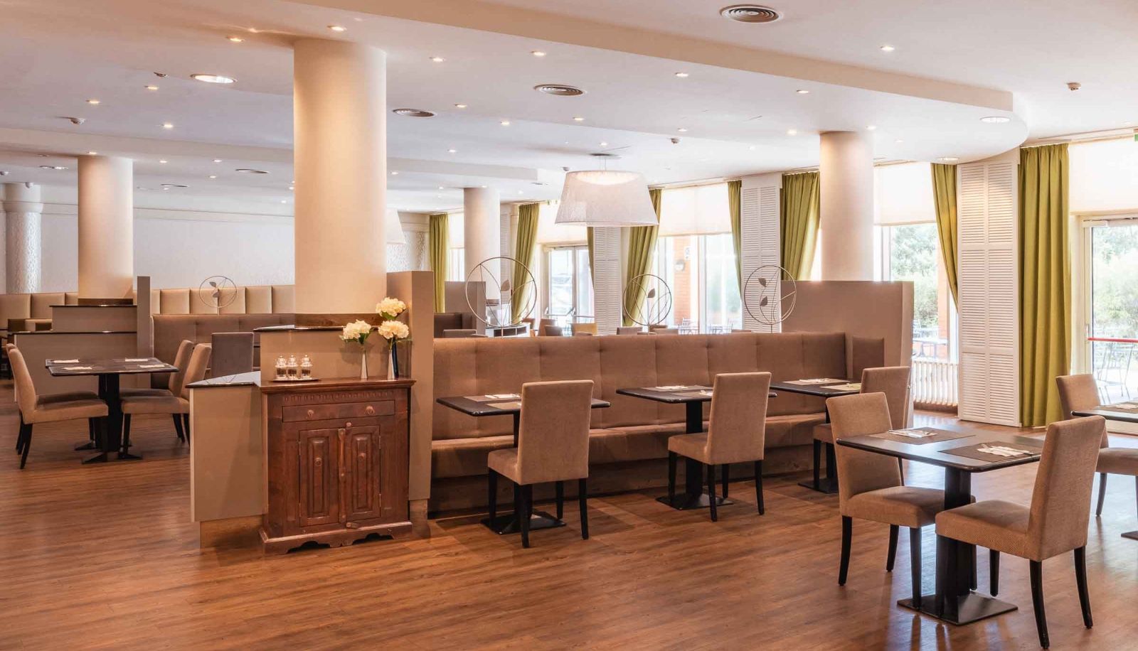 Frühstücksraum - PLAZA Premium Wien