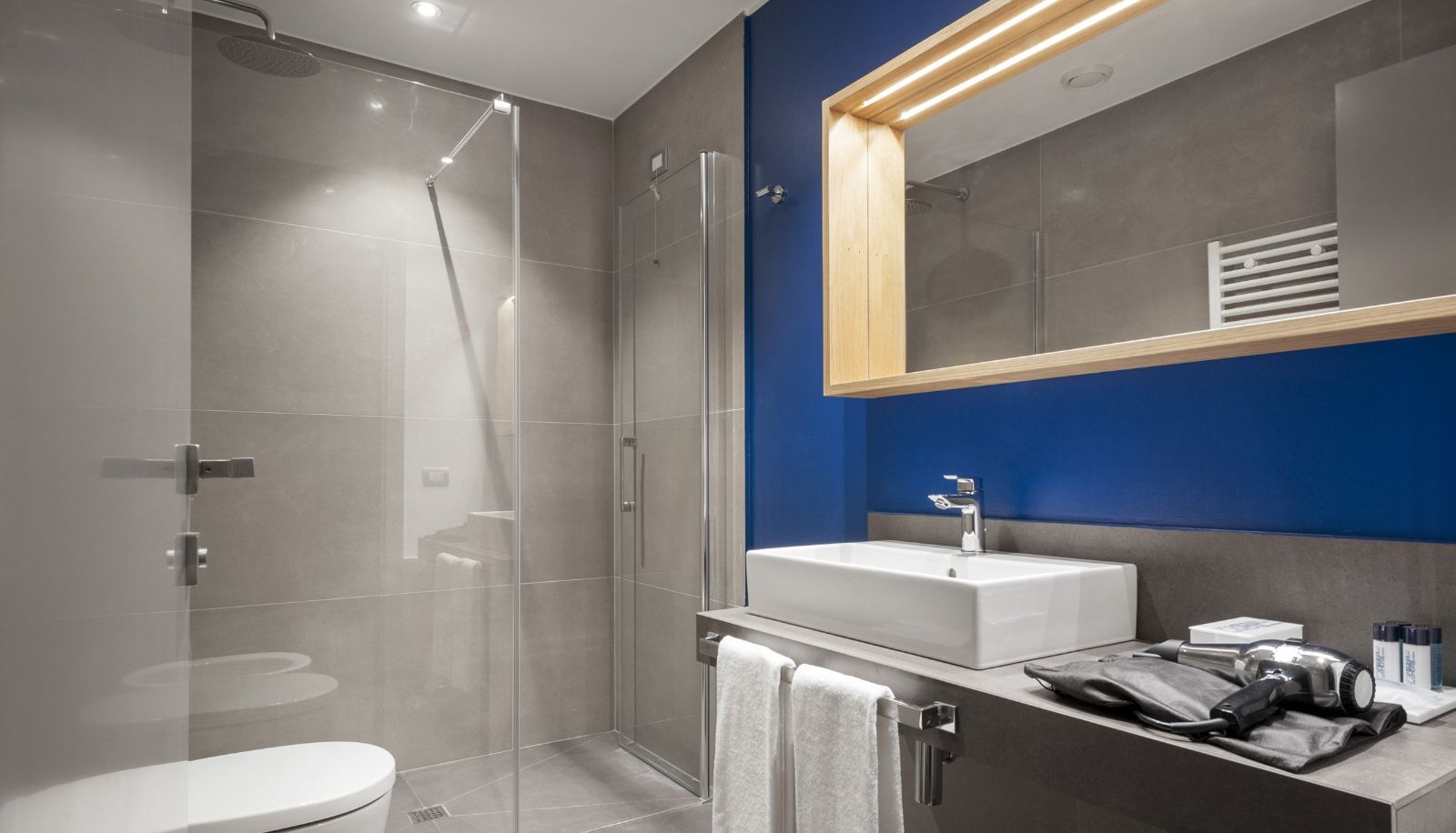 Badezimmer - Medinblu Hotel