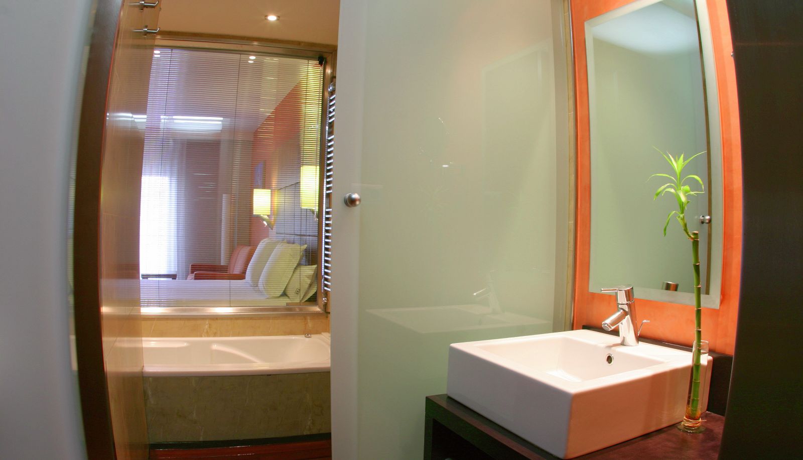 Junior Suite - Num Hotel