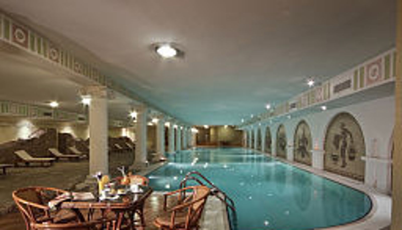 Pool - Ramada by Wyndham Plovdiv Trimontium