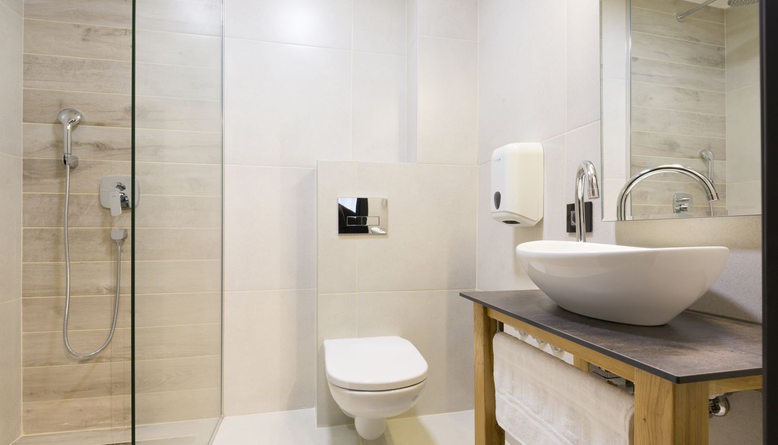 Badezimmer - Capital Hotel