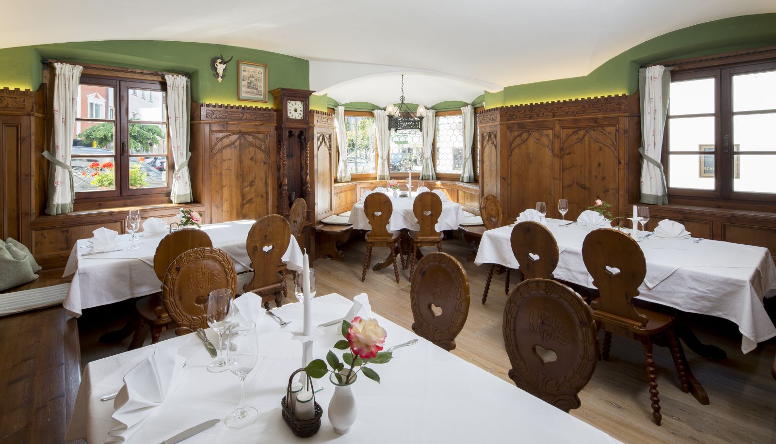 Sala de desayunos dentro del restaurante - Gasthof Herrnhaus