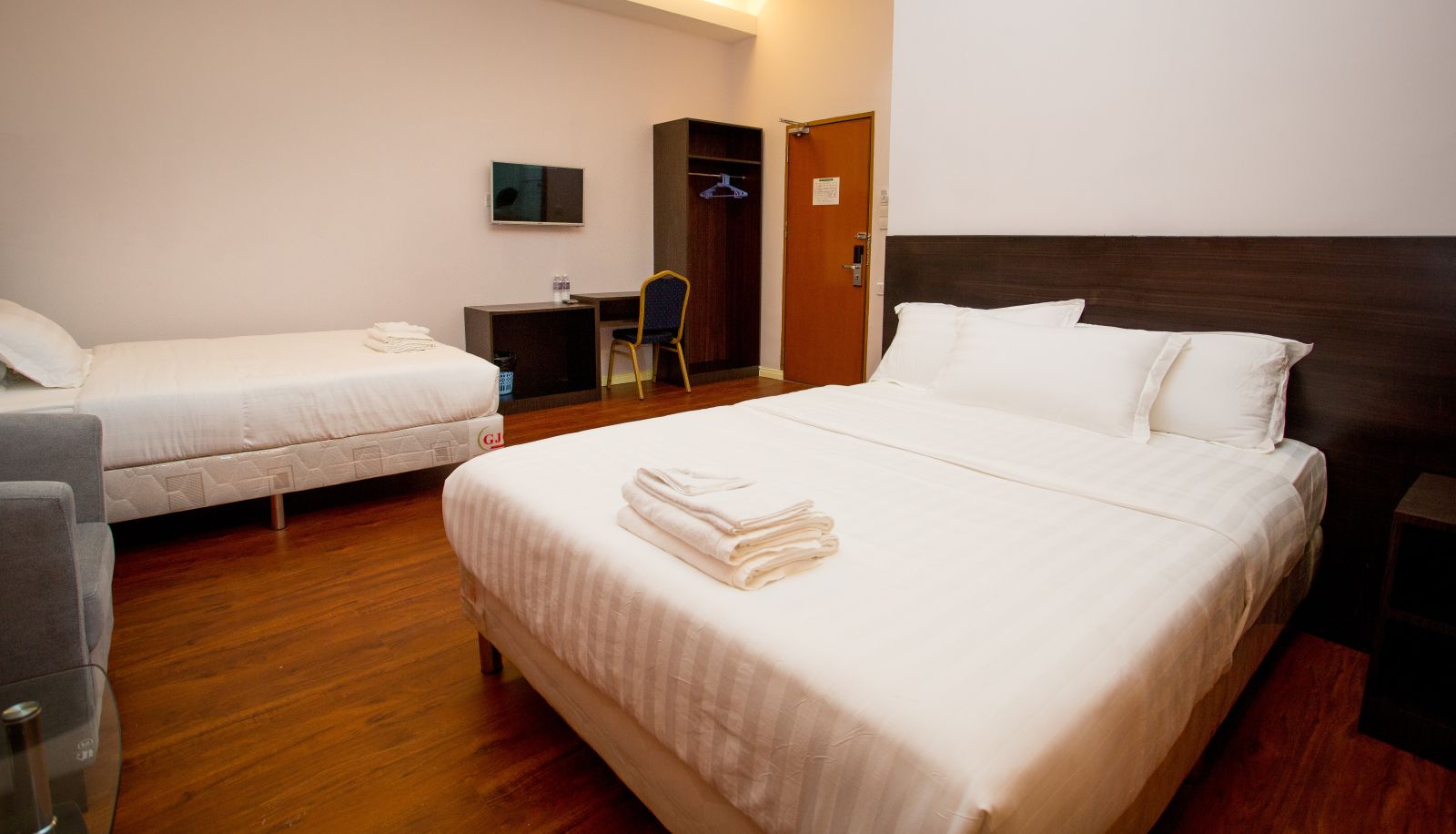 Family room - Labuan Fortune Hotel