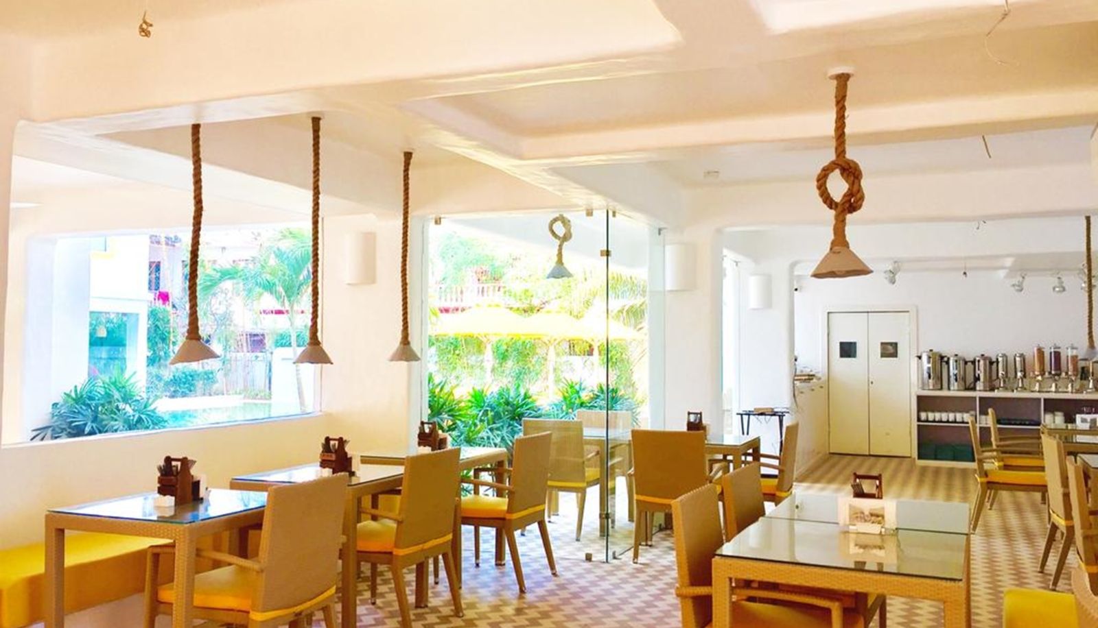 Restaurant - Bloom Hotel - Calangute
