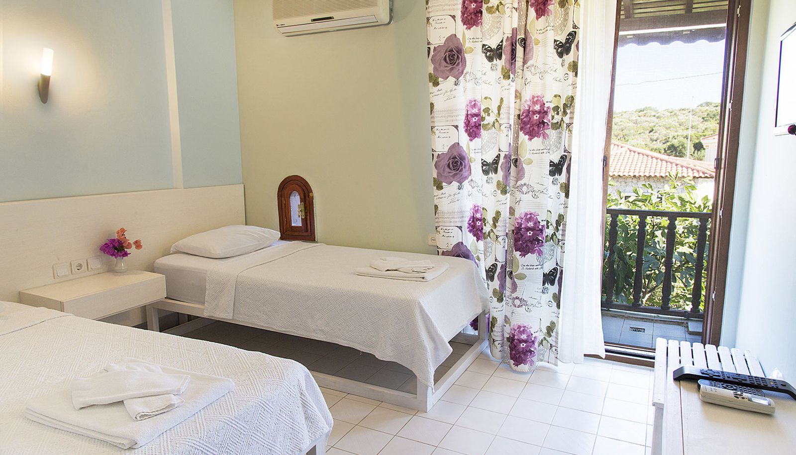 Triple room - CLUB ANTIPHELLOS HOTEL & VILLAS