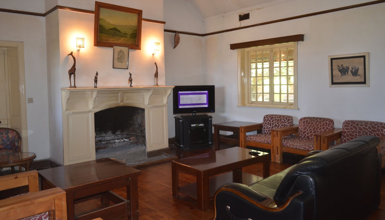 Television room - Jacaranda Lake Elementaita Lodge