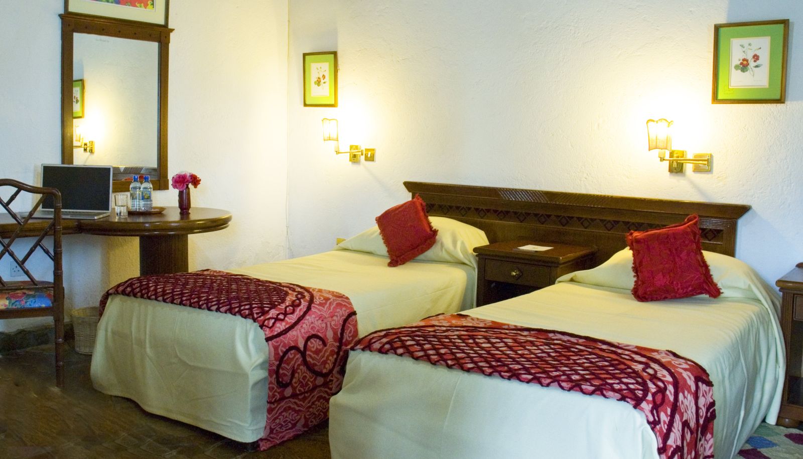 Standard room (double) - Jacaranda Lake Elementaita Lodge