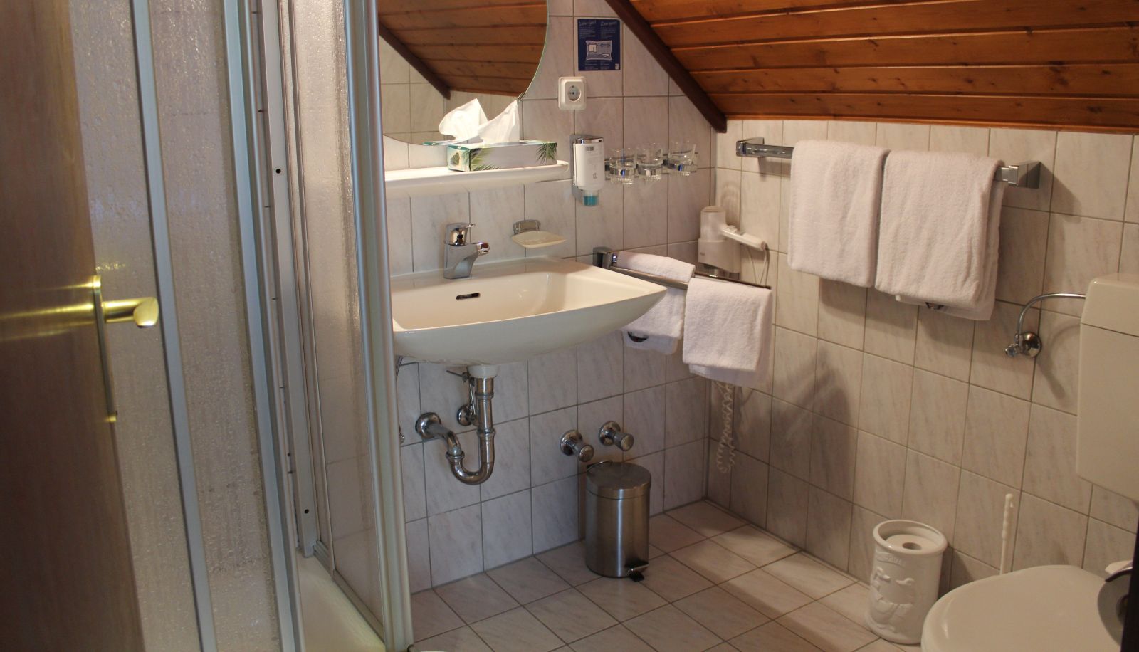 Bathroom - Bescheider Mühle Hotel & Restaurant