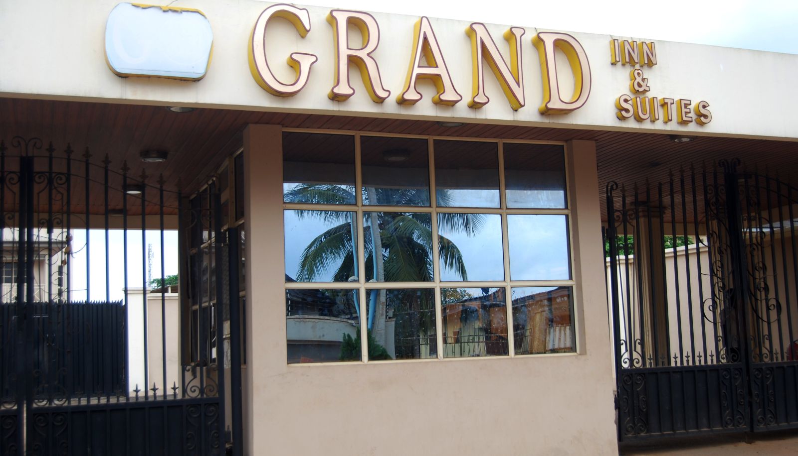 Zertifikat - Grand Inn & Suites