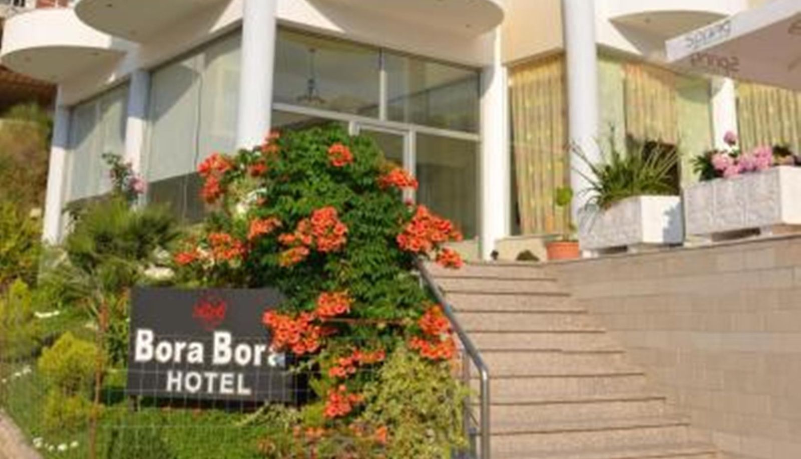 Extérieur de l'hôtel - Bora Bora Hotel