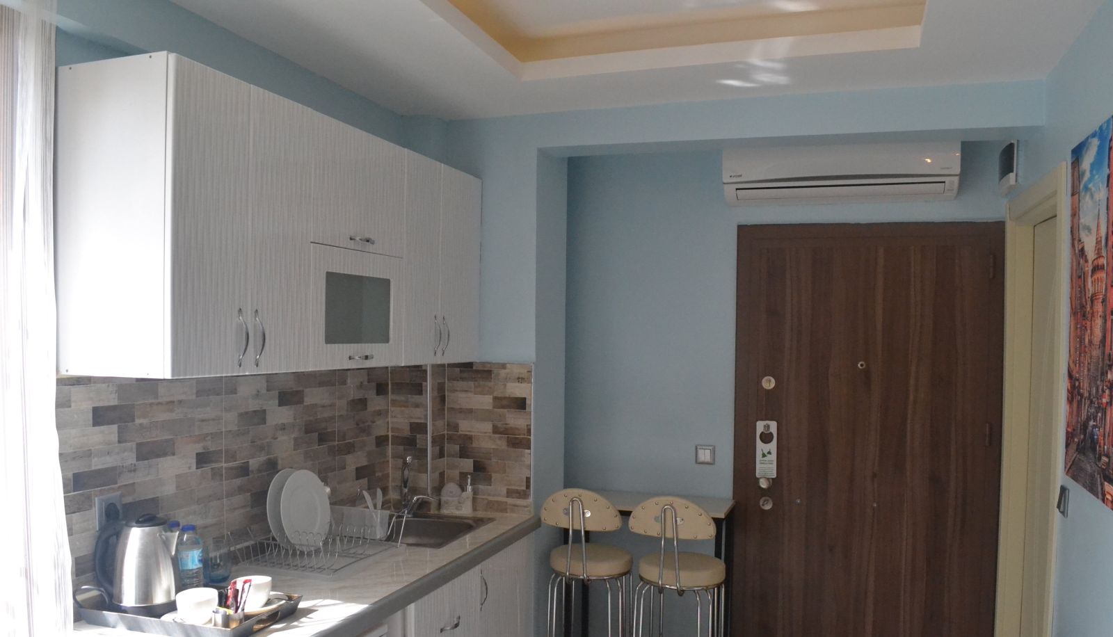 Kamer met balkon - Marvel Suites