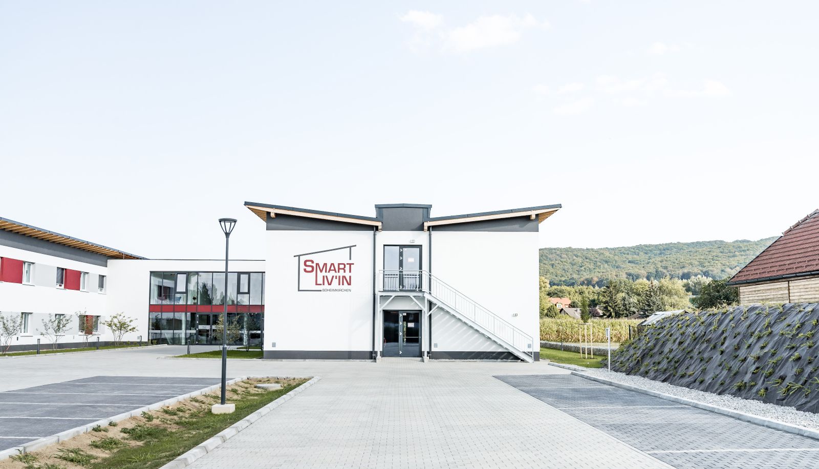 Zona exterior del hotel - Hotel Smart Liv'in