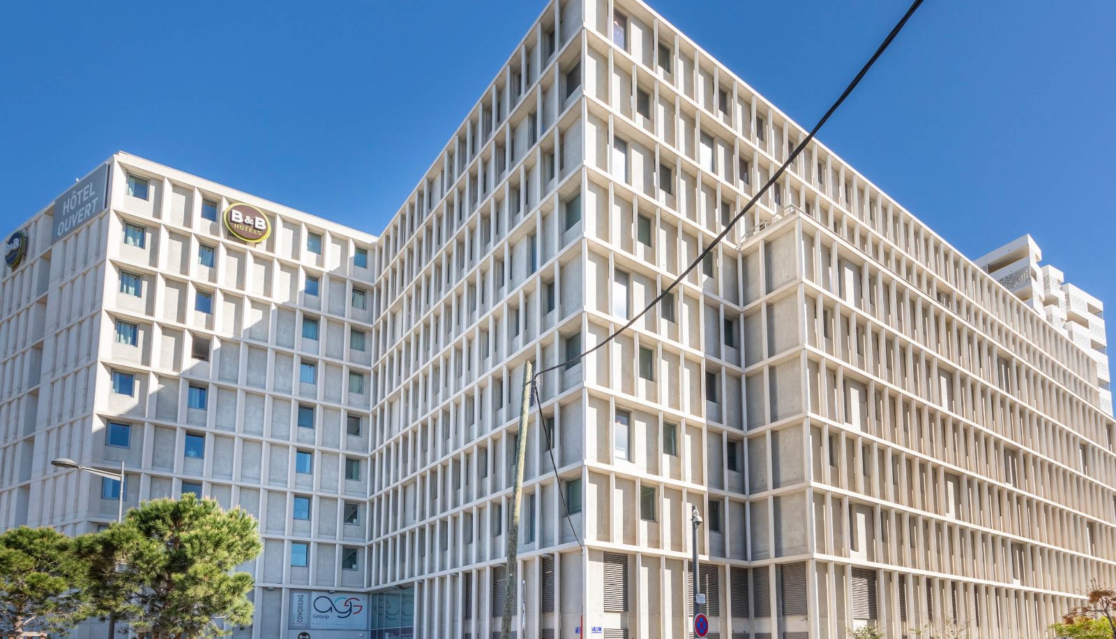 Zewnętrzna część hotelu - B&B HOTEL Marseille Les Ports